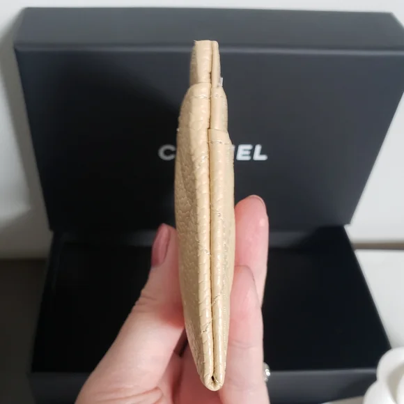 Chanel Beige Clair Classic Cardholder - Picture 12 of 14